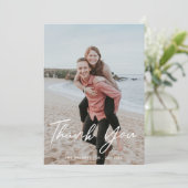 Moderne Script Trouwfoto Flat Dank u kaart (Staand voorkant)
