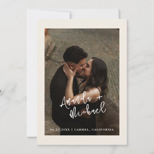 Moderne Script Trouwfoto Save The Date (Voorkant)
