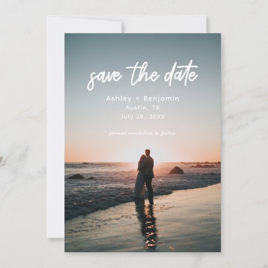 Moderne Script Typografie Foto Bruiloft Save The Date (Voorkant)