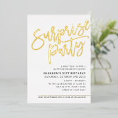 MODERNE SCRIPT verrassingsfeestje zwart goud Folie Uitnodiging (Staand Voorkant)