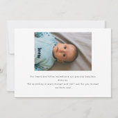 Moderne script "Welkom" 4-foto baby geboorte Aankondiging (Achterkant)