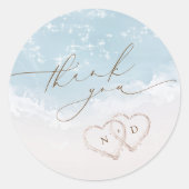 Moderne Script Zand Hartjes Strand Bruiloft Dank J Ronde Sticker (Voorkant)