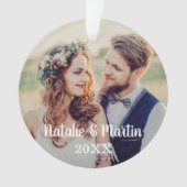 Moderne scriptbride en bruideweddenfoto ornament (voorkant)