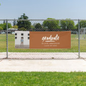 Moderne scriptfoto terracotta elegant afstuderen spandoek (Insitu)