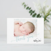 Moderne scriptie foto jongen babyshower bedankt (Staand voorkant)