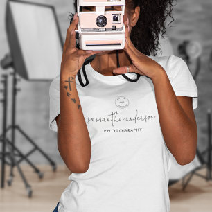 Moderne scriptnaam Logo fotograaf werkkleding T-shirt