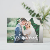 moderne scriptscriptase trouwaankondiging bedankkaart (Staand voorkant)