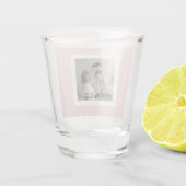 Moderne serie foto's Pastel Roze Eenvoudige Gift Shot Glas (Achterkant)