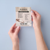 Moderne service voor het bewaren van huisreiniging flyer (Hand)