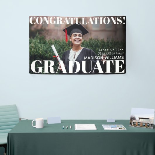 Moderne Simple Congrats Afstuderen Foto Spandoek (Beurs)