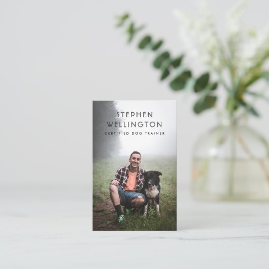 Moderne Simple Photo Pet Sitter Dog Trainer Visitekaartje (Staand voorkant)