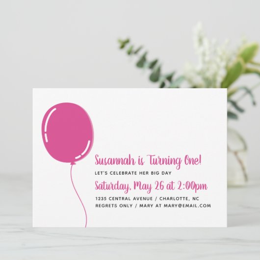 Moderne Single Bright Pink Ballon Birthday Party Kaart (Staand voorkant)