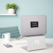 Moderne Sjabloon Black Business Company Logo Sticker (Laptop op bureau)