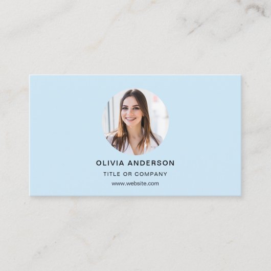 Moderne Sky Blue-foto met QR-code sociale media Visitekaartje (Voorkant)