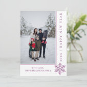 Moderne sneeuwvlok Nieuwjaar fotokaart | magenta Feestdagenkaart (Staand voorkant)