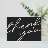Moderne Solid Black Calligraphy Script Wedding Bedankkaart (Staand voorkant)