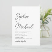 Moderne speelse kalligrafie zwart wit bruiloft kaart (Staand voorkant)