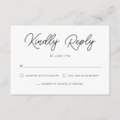 Moderne speelse kalligrafie zwart wit bruiloft RSVP kaartje (Voorkant)