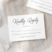 Moderne speelse kalligrafie zwart wit bruiloft RSVP kaartje