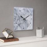 Moderne steen ziet er stijlvol grijs rotspatroon u vierkante klok<br><div class="desc">Moderne,  stijlvolle,  elegante grijze steen ziet er patroonmuurklok uit.</div>