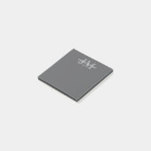 Moderne stijlvolle donkergrijze monogram & naam post-it® notes (Schuin)