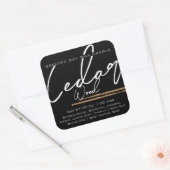 Moderne, stijlvolle kaartenlabel in zwarte cedar vierkante sticker (Envelop)