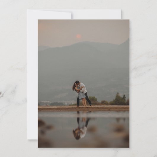 Moderne, stijlvolle minimalistische 2-fotobruiloft kaart (Achterkant)