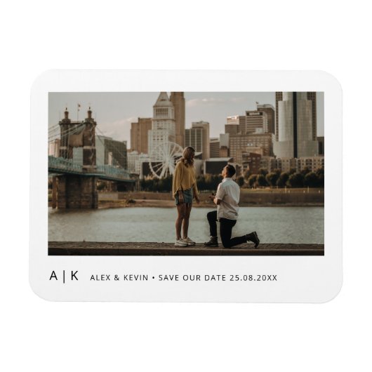 Moderne, stijlvolle monogram foto slaat de datum o magneet (Horizontaal)