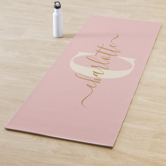 Moderne stijlvolle monogram naam roze rood yogamat (In situ)