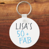 Moderne stijlvolle naam Blue 50 Fabulous Birthday Sleutelhanger (Voorkant)