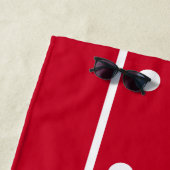 Moderne Stijlvolle Preppy Rood & Wit Polka Dot Strandlaken (In situ)