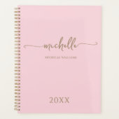 Moderne Stijlvolle Roze Gouden Script Monogram 202 Planner (Voorkant)