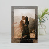 Moderne stijlvolle Script Photo Overlay Save the D Folie Uitnodiging (Staand Voorkant)