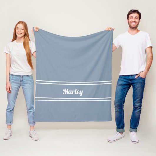 Moderne Stof Blauwe Naam Monogram Fleece Deken (In situ)