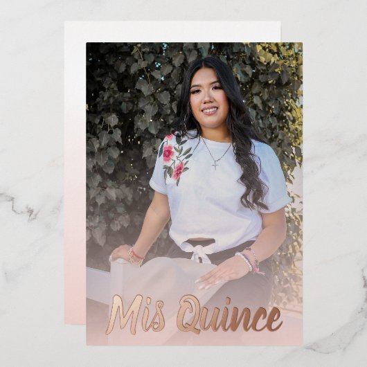 Moderne Stof Roze Rozen Goud Quinceanera  Folie Uitnodiging (Voorkant / Achterkant)