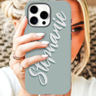 Moderne Stof Sage Minimal Script Naam iPhone 16 Pro Max Hoesje
