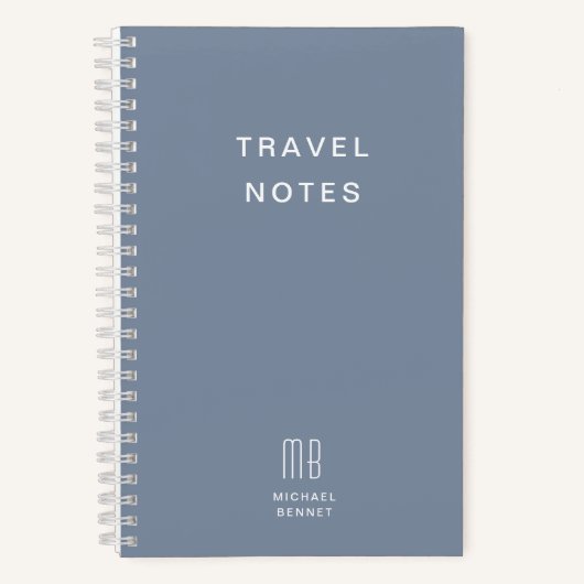 Moderne Stofblauwe Monogram Reis Notitieboek (Voorkant)