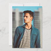 Moderne Stout Navy Blauwe Witte Foto Afstudeerfees Kaart (Achterkant)