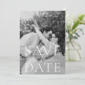 Moderne, strakke & Klassieke Platte Save The Date  (Staand voorkant)
