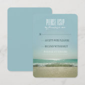 Moderne strand bruiloft RSVP kaarten met blauw zee (Voorkant / Achterkant)