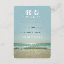 Moderne strand bruiloft RSVP kaarten met blauw zee Kaartje