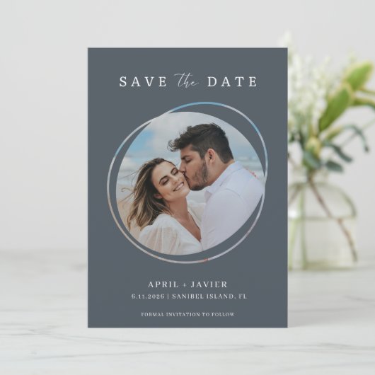 Moderne Strand Foto Bruiloft Save the Date (Staand voorkant)