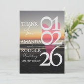 Moderne strandfoto-typografie Bedankkaart (Staand voorkant)