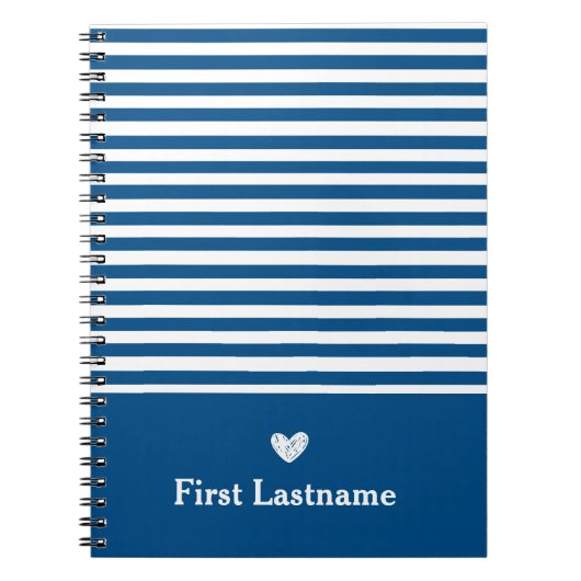 Moderne strepen met Upscale Heart Monogram blauw Notitieboek (Voorkant)