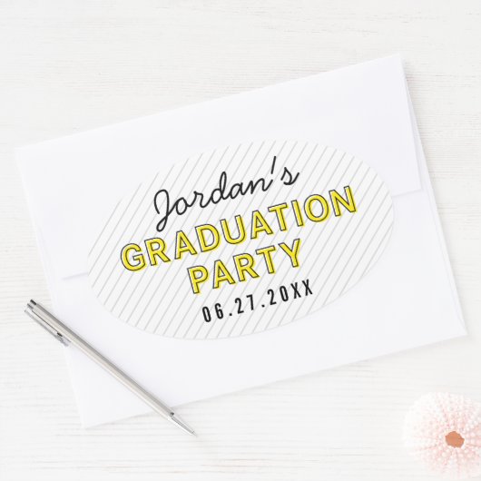 Moderne Stripes Yellow Graduparty Ovale Sticker (Envelop)