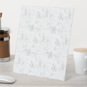 Moderne studententafel esthetisch ontwerp reclamebord met voetstuk