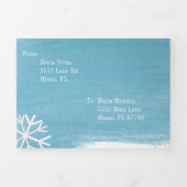 Moderne Sweet 16 Scattered Snowflakes Waterverf Drieluik Uitnodiging (Cover)