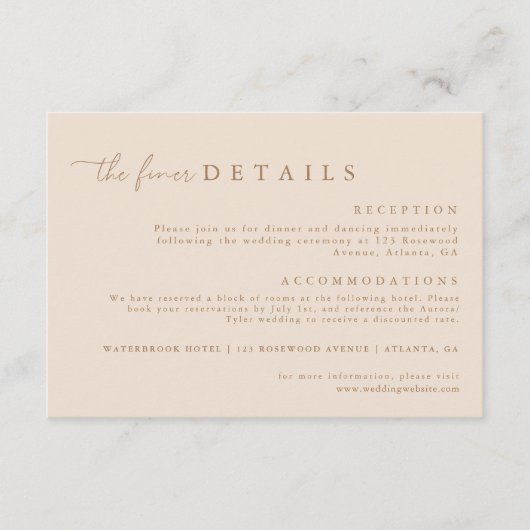 Moderne Tan Script bruiloft details Informatiekaartje (Voorkant)