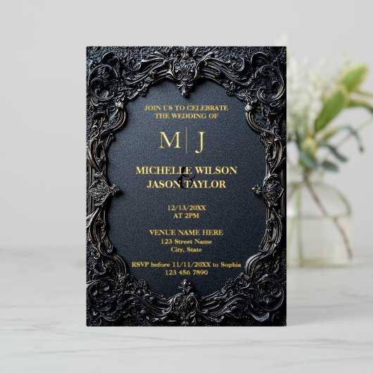 Moderne Tarot Gotische Zwart en Goud Monogram Folie Uitnodiging (Staand Voorkant)