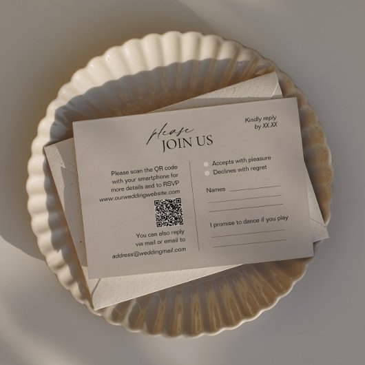 Moderne taupe bruiloft RSVP kaart met QR code